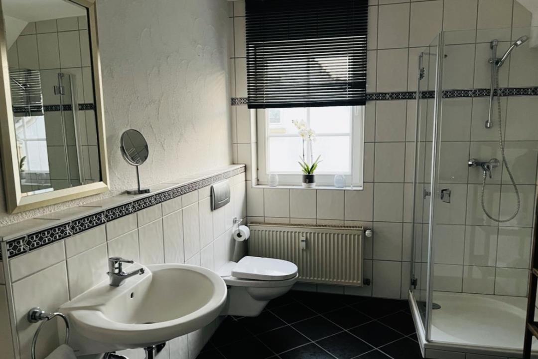 Modernes Ferienhaus Sauerblick Langsur Ngoại thất bức ảnh