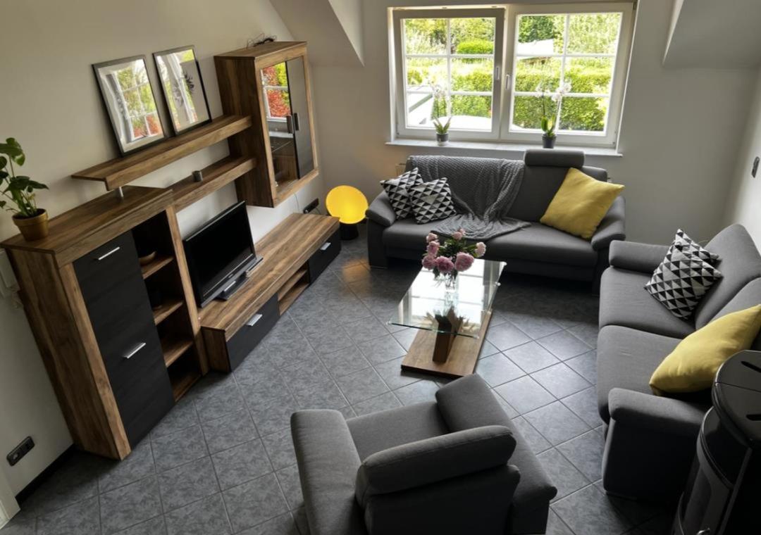 Modernes Ferienhaus Sauerblick Langsur Ngoại thất bức ảnh